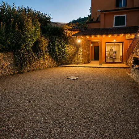 Maison Celine - Relax Nel Golf Di Apartment *